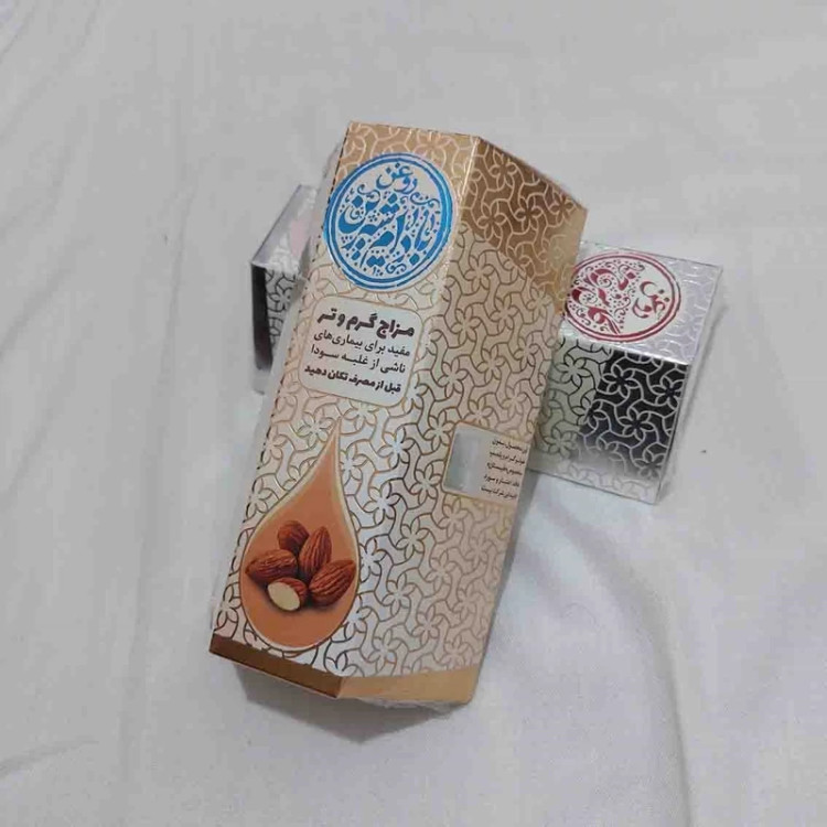 قیمت روغن بادام شیرین (لوز الحلو) 30 گرمی Price of sweet almond oil (Loz al-Halw) 30 grams